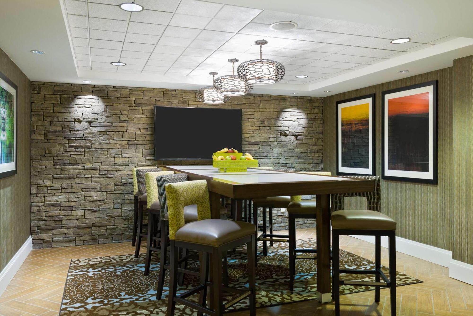 Hampton Inn Ντάνμπερι Εξωτερικό φωτογραφία